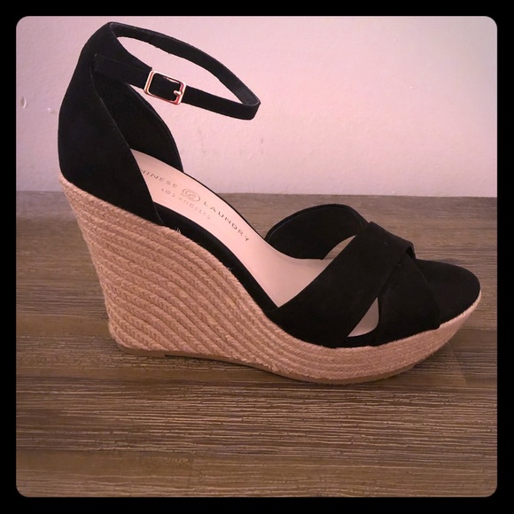 🎉HP🎉 [CHINESE LAUNDRY] ESPADRILLE WEDGE - Picture 2 of 7